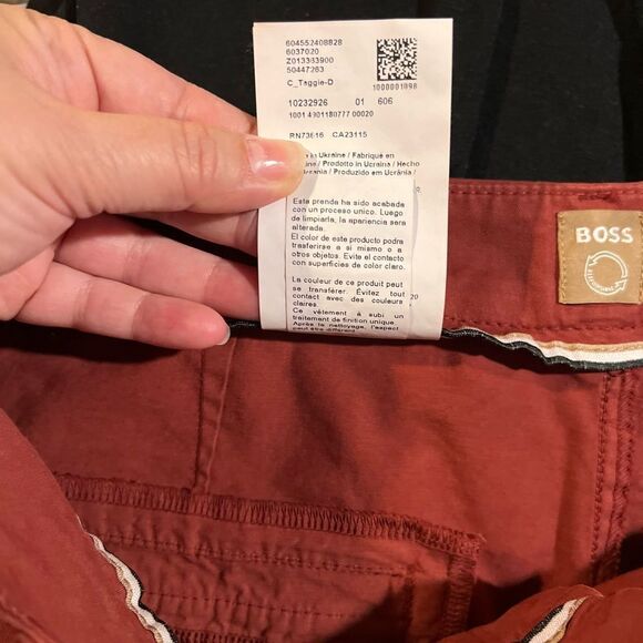 New BOSS Woman’s Shorts - Picture 8 of 9